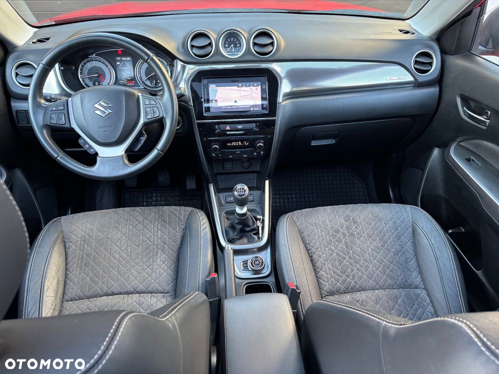 Suzuki Vitara 1.4 Boosterjet Hybrid Allgrip Comfort+ "SHINKAI" - 14