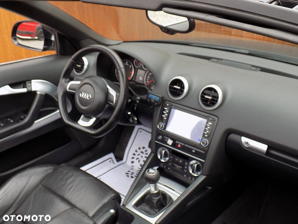 Audi A3 Cabrio 2.0 TDI DPF Attraction - 12