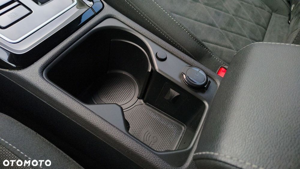 Volkswagen Golf - 29