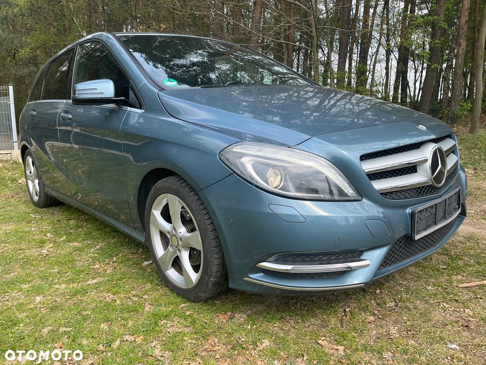 Mercedes-Benz Klasa B 180 Edition - 7