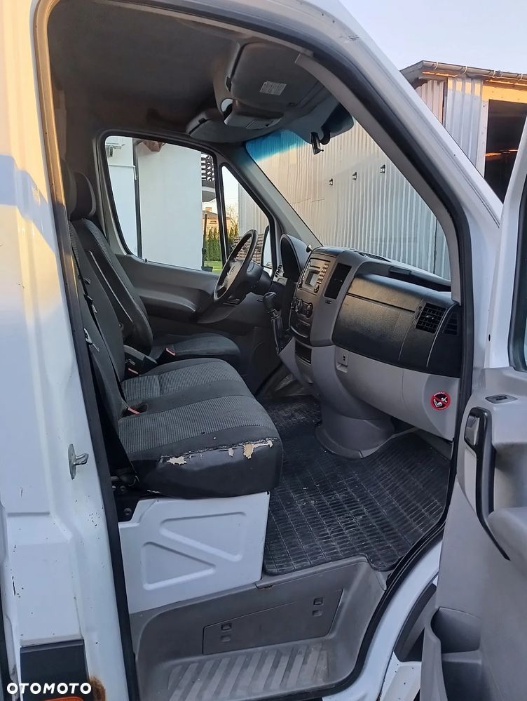 Mercedes-Benz Sprinter - 8