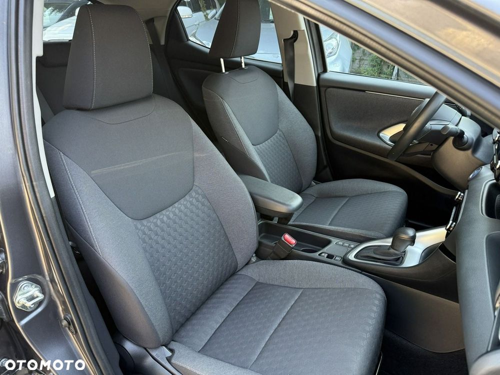 Toyota Yaris - 22