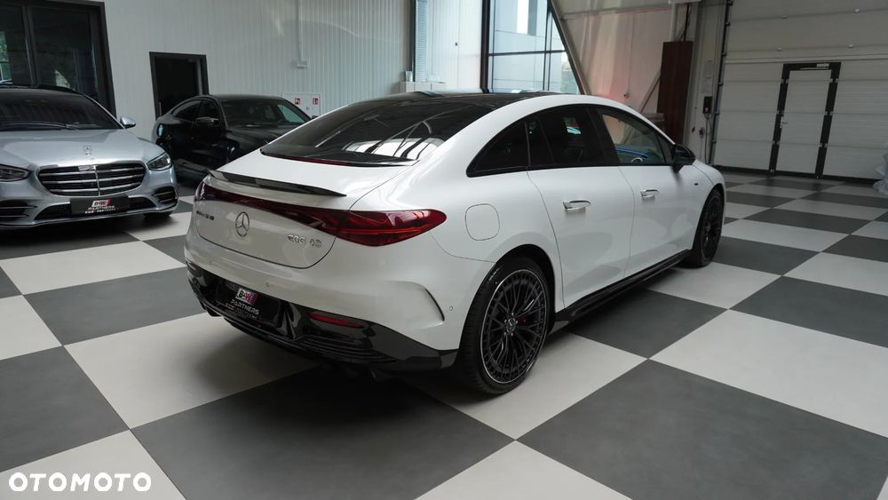 Mercedes-Benz EQE AMG 43 90.5kWh 4-Matic - 16