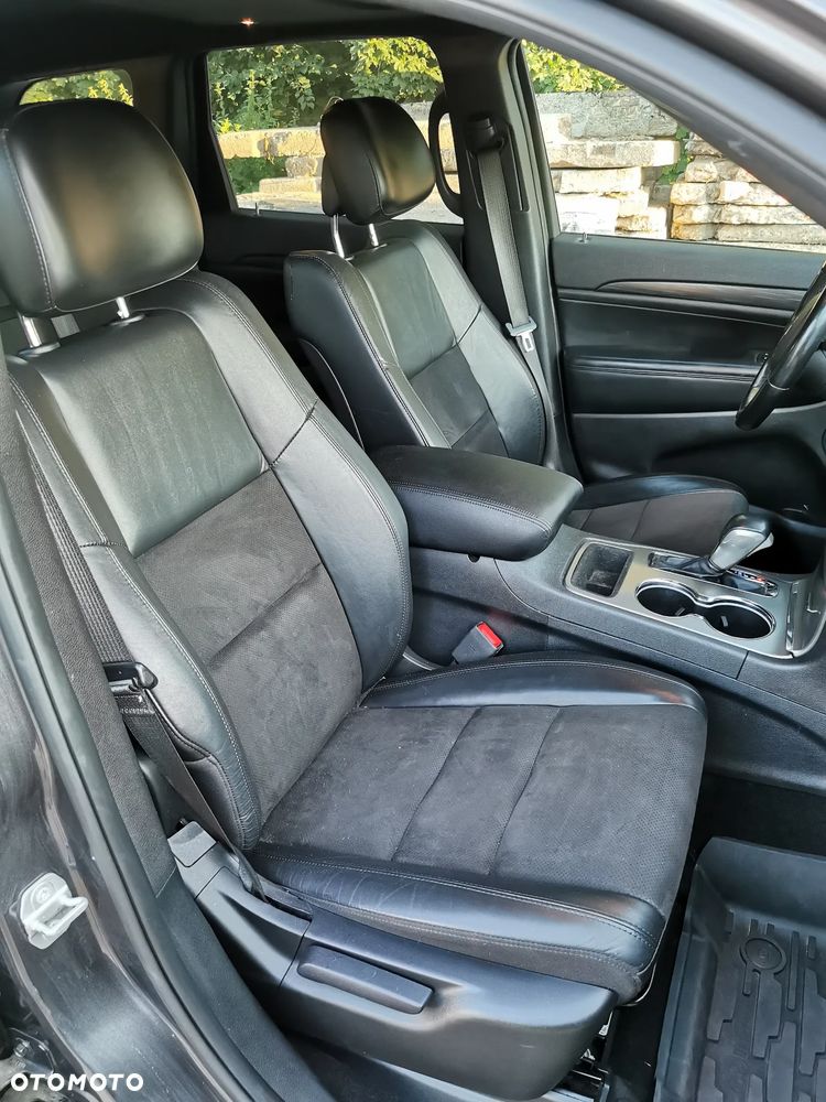 Jeep Grand Cherokee 3.6 V6 Overland - 30