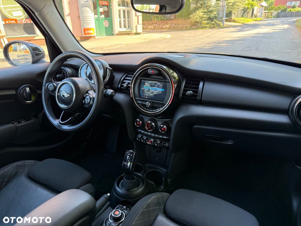 MINI ONE Classic Trim - 7