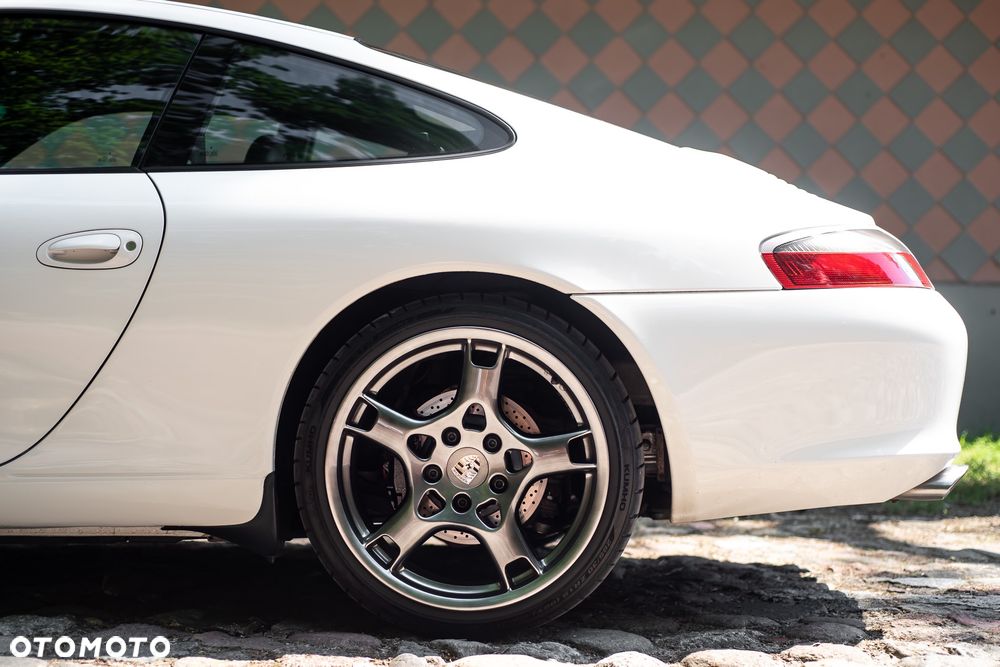 Porsche 911 - 22