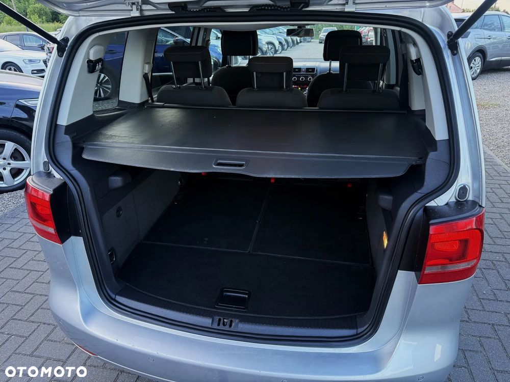 Volkswagen Touran 1.6 TDI DPF BlueMotion Technology DSG MATCH - 10