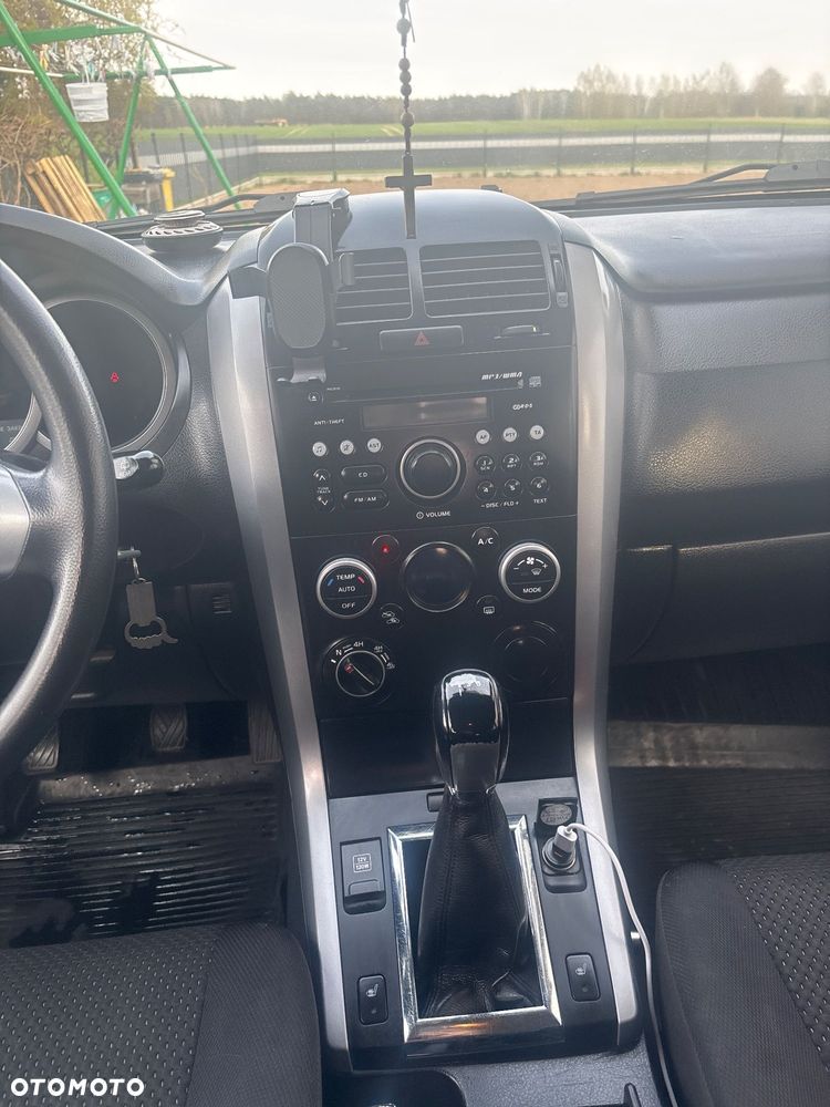 Suzuki Grand Vitara 1.9 DDiS - 6