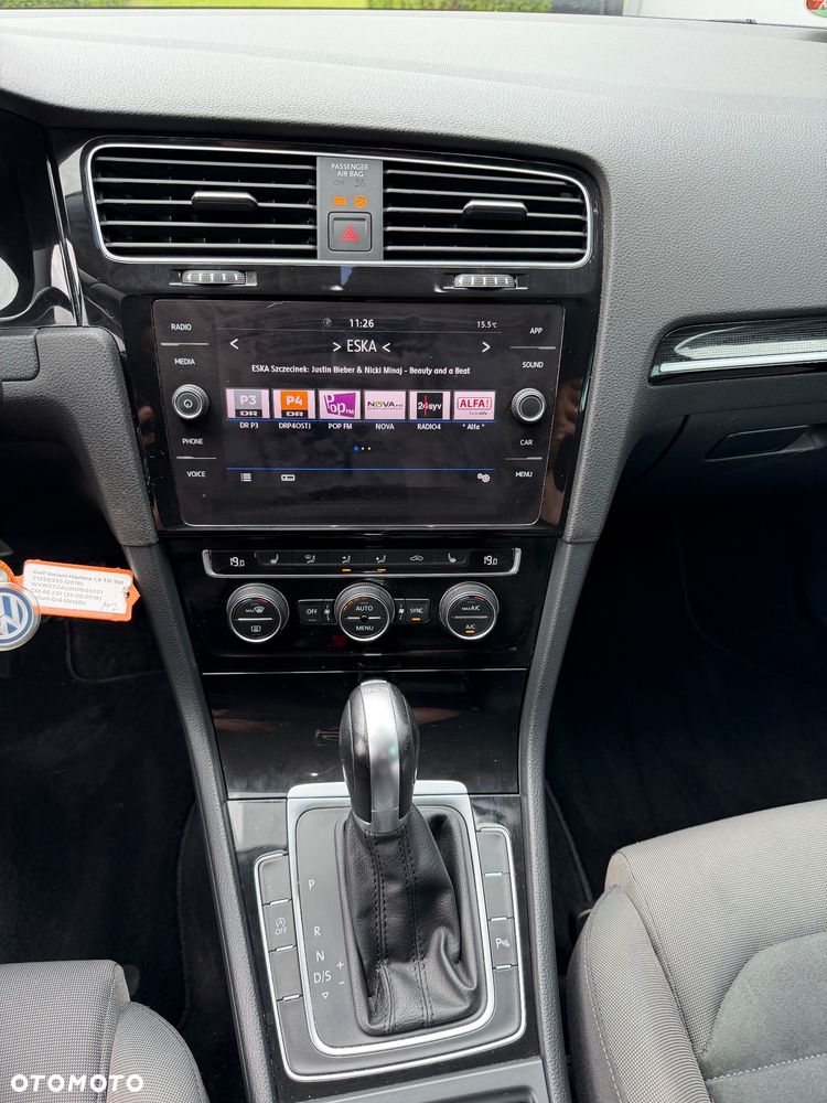 Volkswagen Golf 1.5 TSI BMT Evo Highline DSG - 18