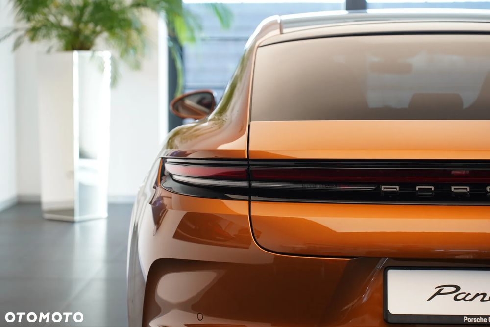 Porsche Panamera 4S E-Hybrid PHEV - 26