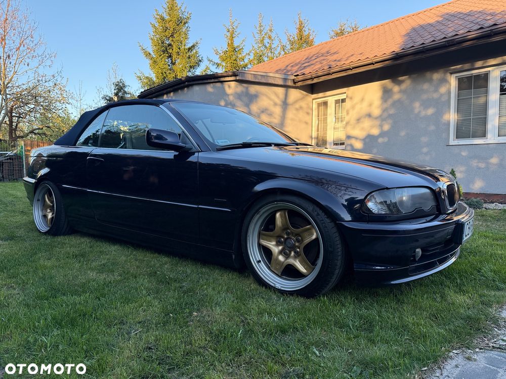 BMW Seria 3 325i - 5