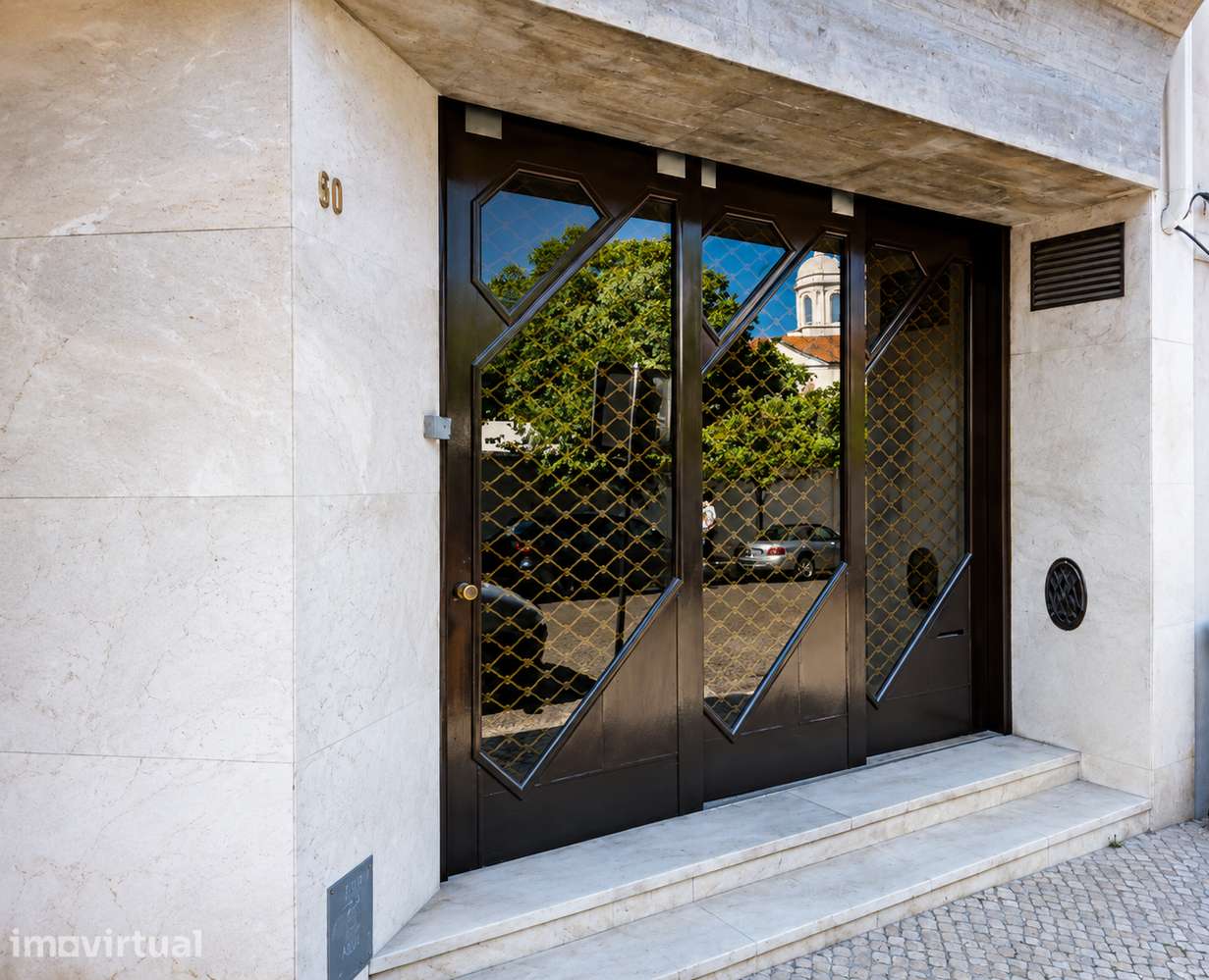 ESPAÇO COMERCIAL COM AUDITÓRIO E ARMAZÉM NA ESTRELA, LISBOA - Grande imagem: 4/29