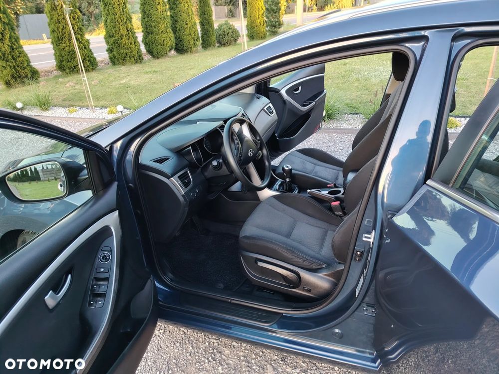 Hyundai i30 1.4 Select - 8