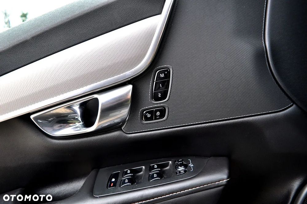 Volvo V90 D4 Geartronic Inscription - 23