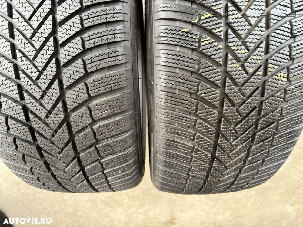 vând 2 anvelope 255/40/21 bridgestone de iarnă ca noi - 2