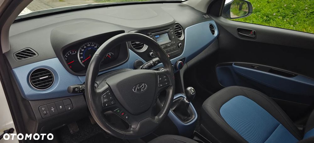Hyundai i10 1.0 BlueDrive Comfort - 12