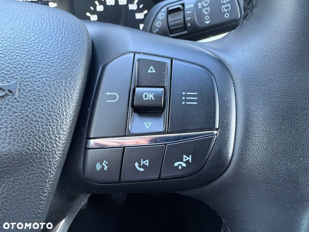 Ford Kuga - 21