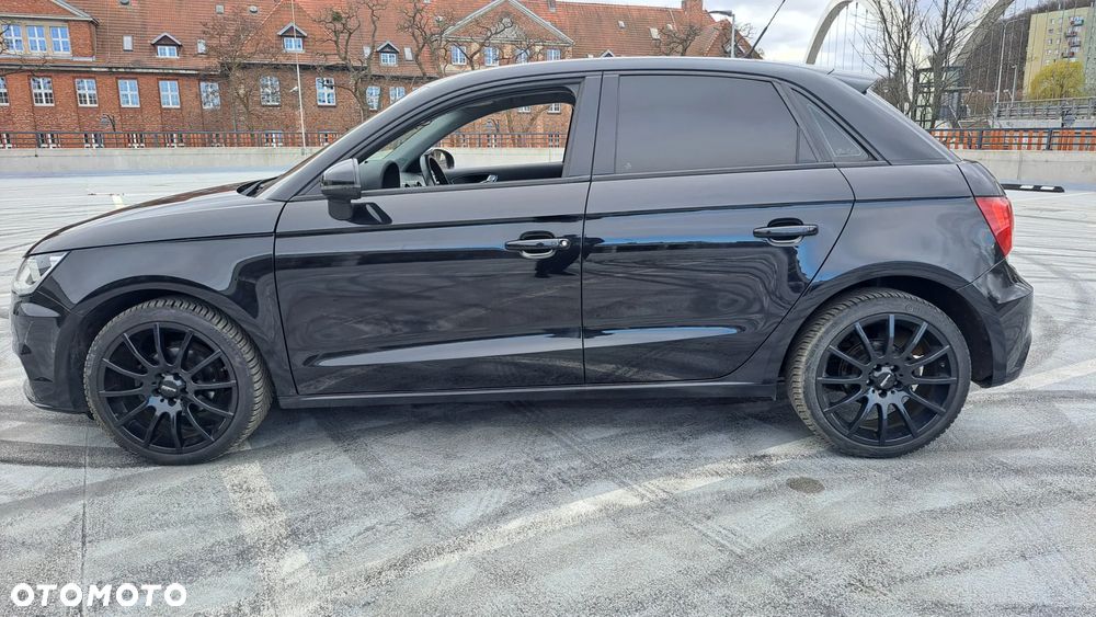 Audi A1 Sportback 1.6 TDI S tronic Attraction - 9