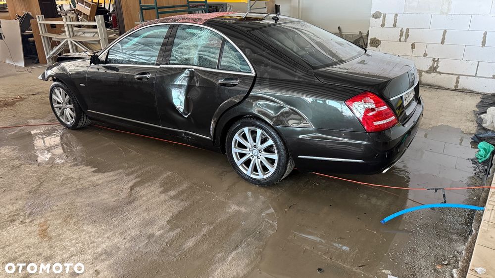 Mercedes-Benz Klasa S 500 BlueEFFICIENCY 4-Matic - 2