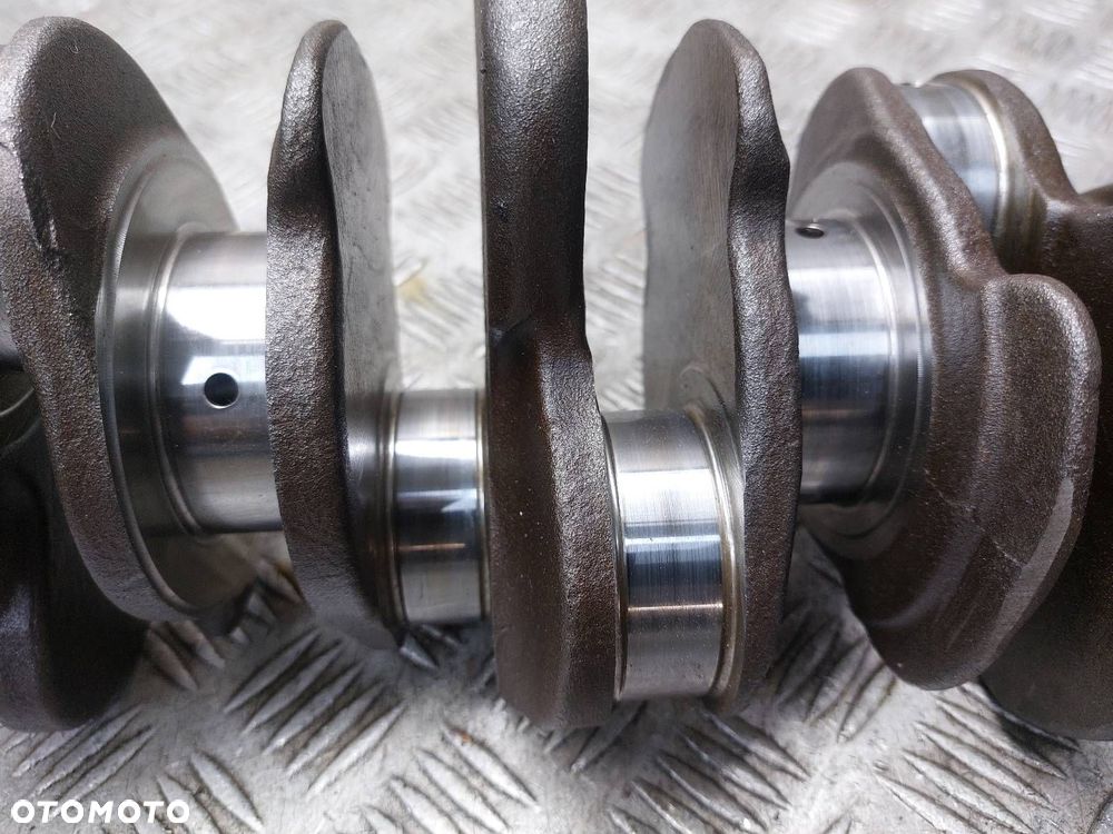 WAŁ KORBOWY CHRYSLER  PACIFICA I 3.5 V6 EGN - 8