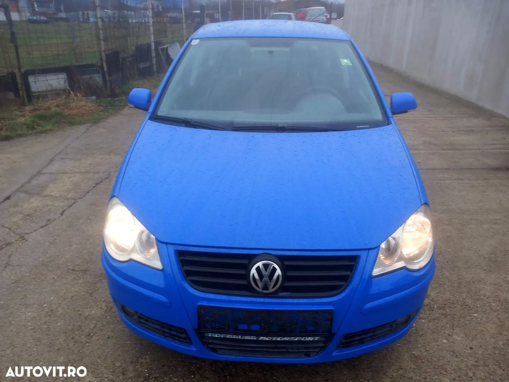 Volkswagen Polo - 1