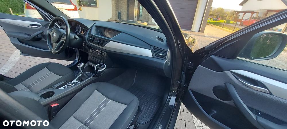 BMW X1 - 8