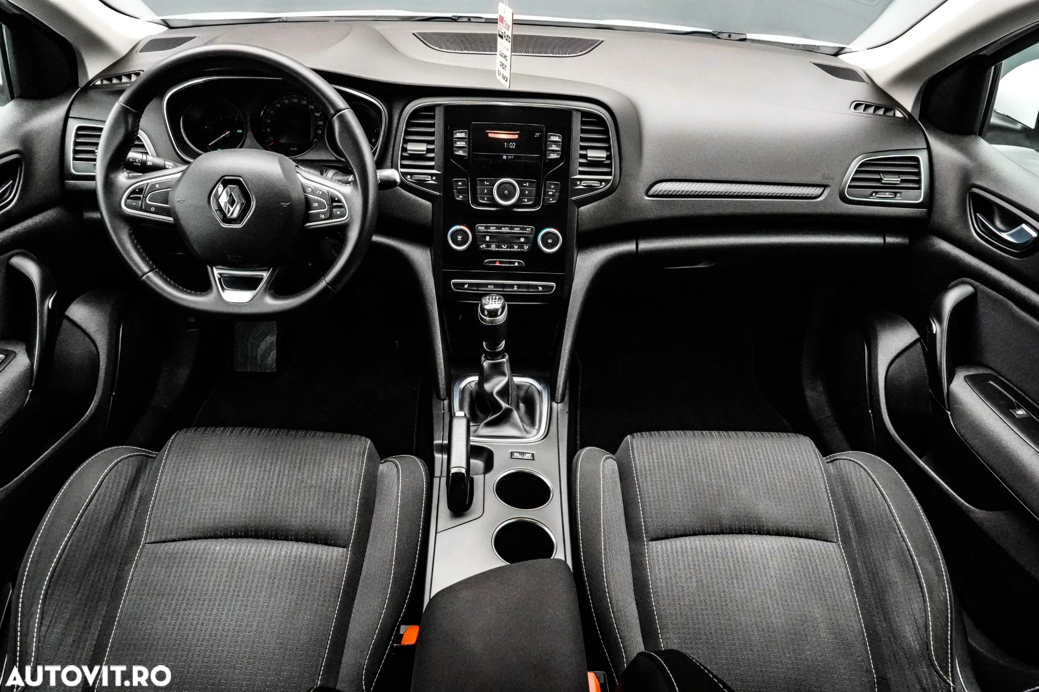 Renault Megane Blue dCi 116 Life - 8