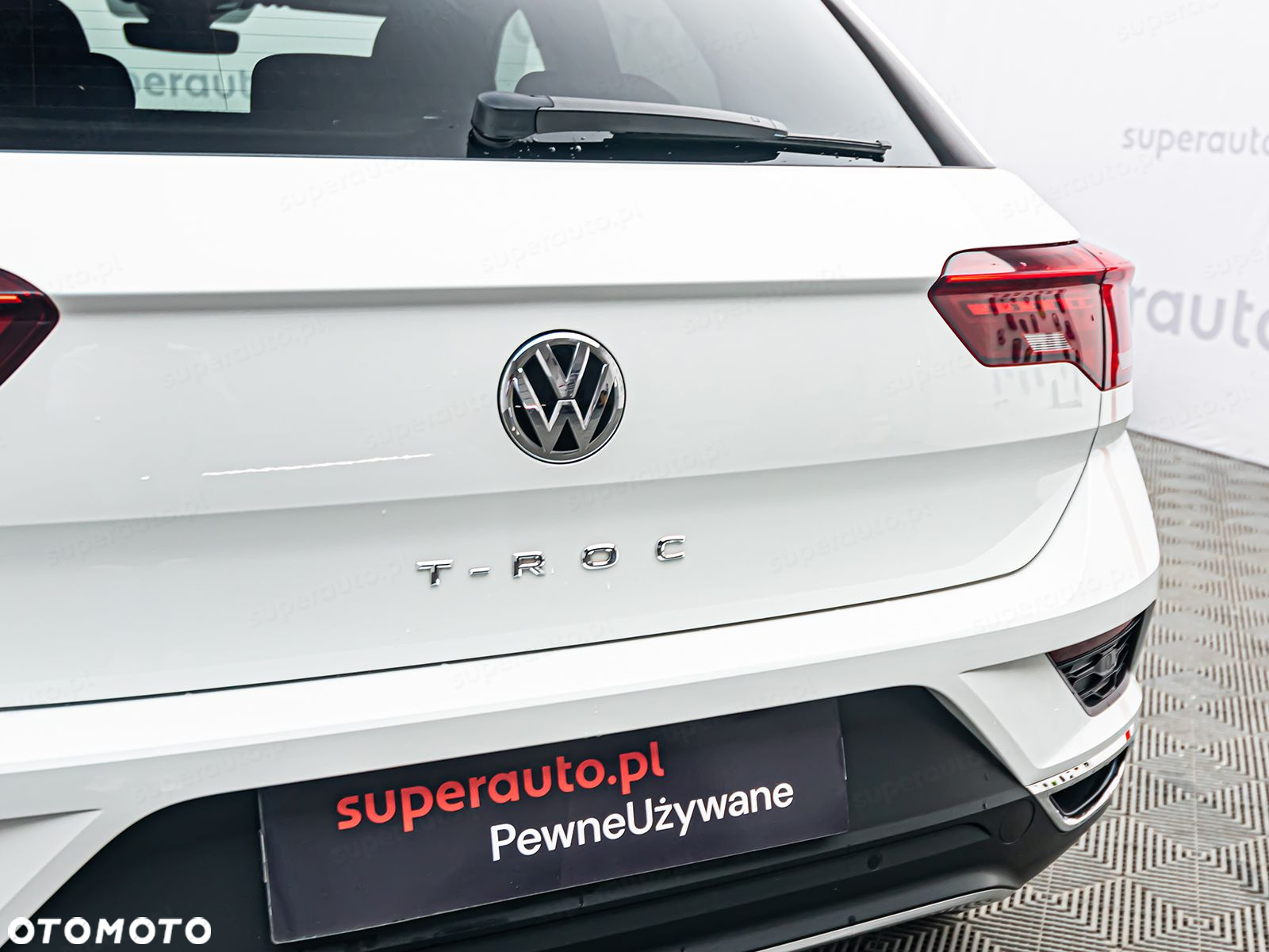 Volkswagen T-Roc 1.5 TSI ACT Premium - 24