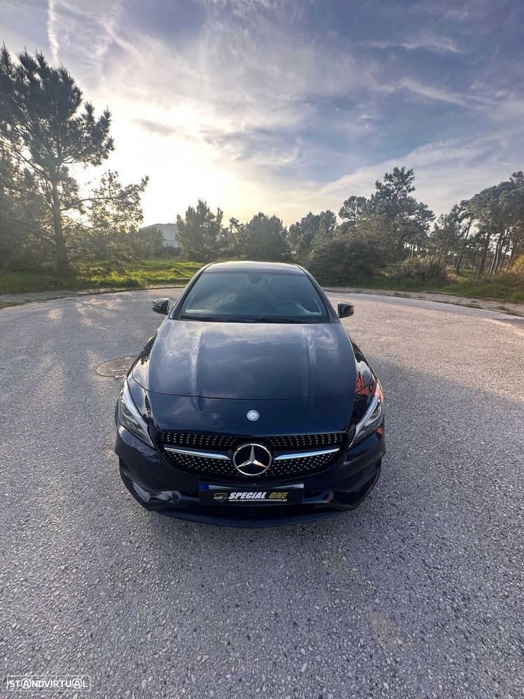 Mercedes-Benz CLA 180 d Shooting Brake AMG Line - 3