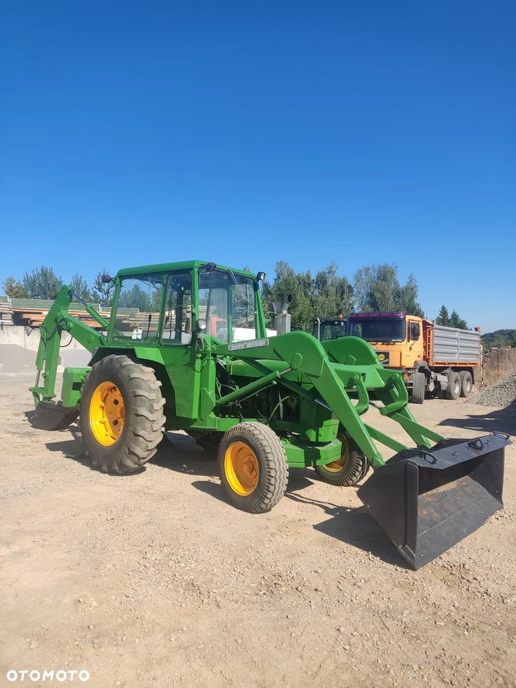 koparko ładowarka John Deere - 1