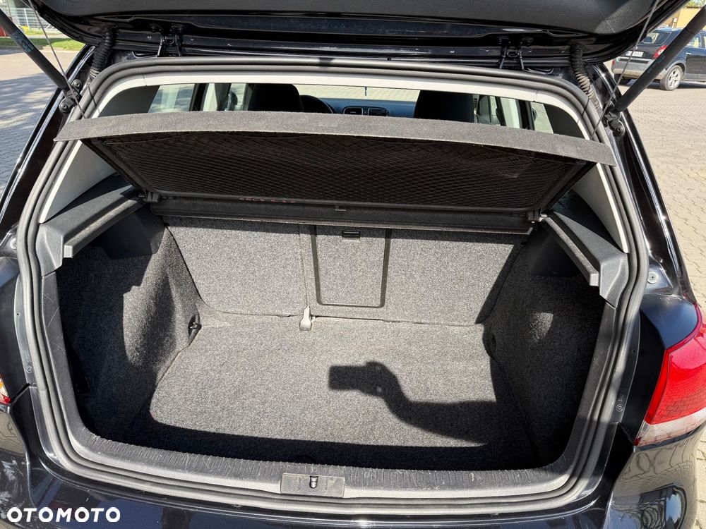 Volkswagen Golf 1.6 TDI DPF BlueMotion Technology MATCH - 14