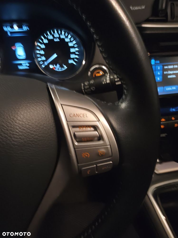 Nissan Qashqai 1.6 DIG-T N-Connecta - 19