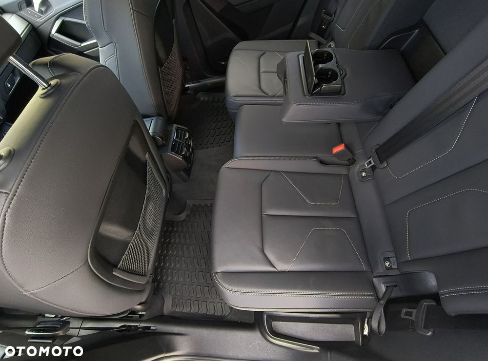 Audi Q3 - 18