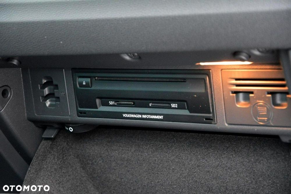 Volkswagen Golf Sportsvan - 33