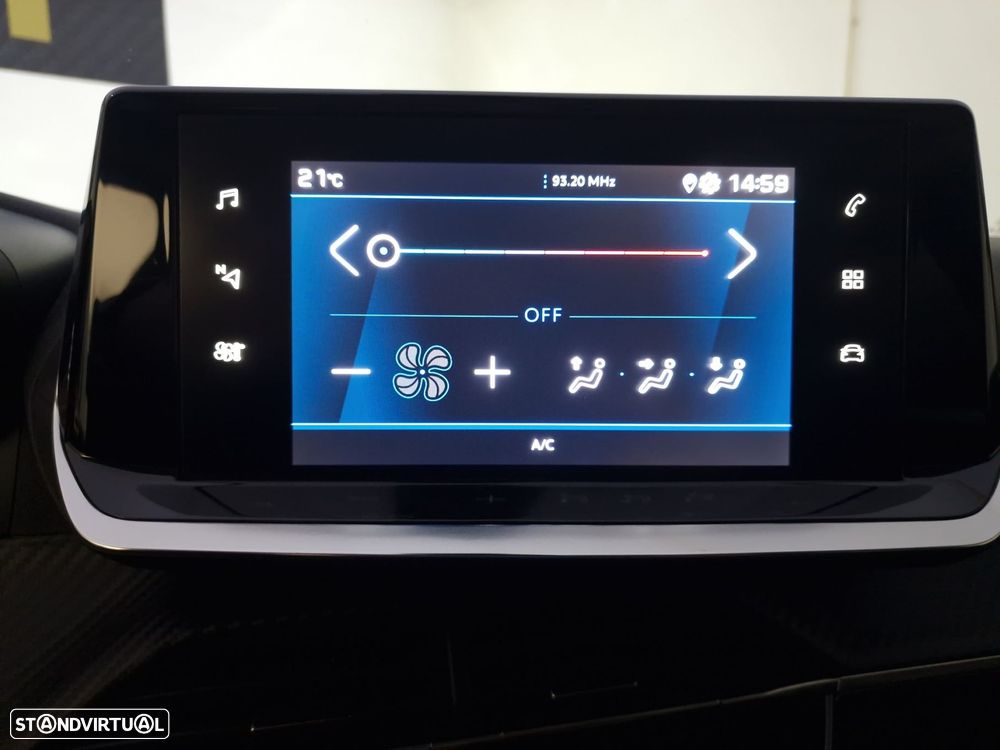 Peugeot 208 1.2 PureTech Active Pack - 38