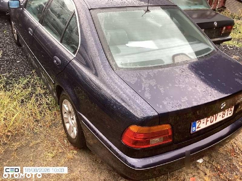 BMW Seria 5 520d - 25