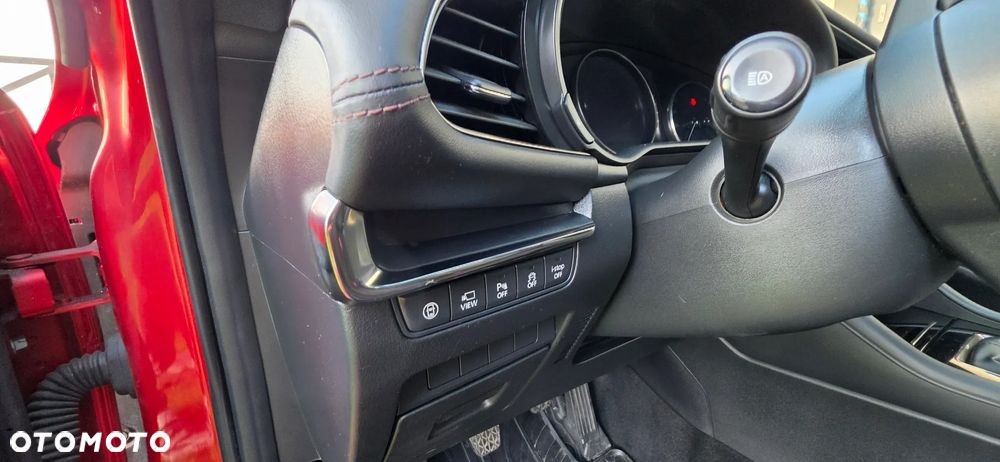 Mazda 3 e-SKYACTIV-G 2.0 M HYBRID HOMURA - 26