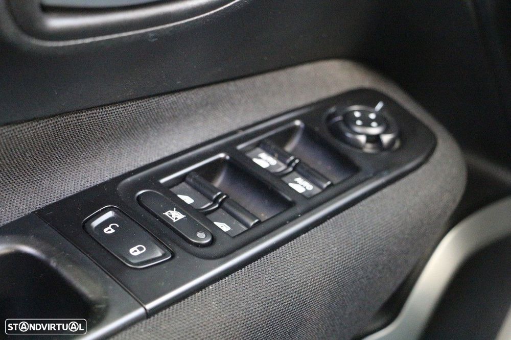 Jeep Renegade 1.0 T Sport - 35