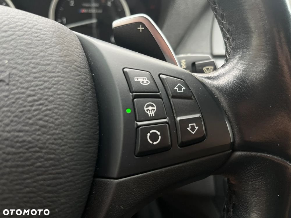 BMW X5 M M50d - 34