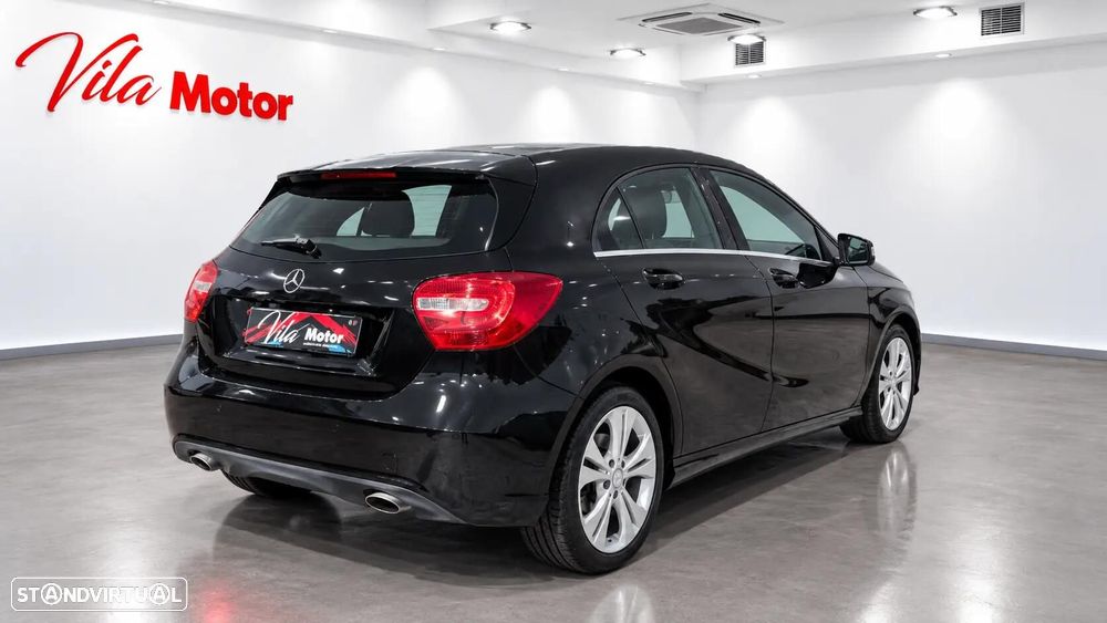 Mercedes-Benz A 180 - 4