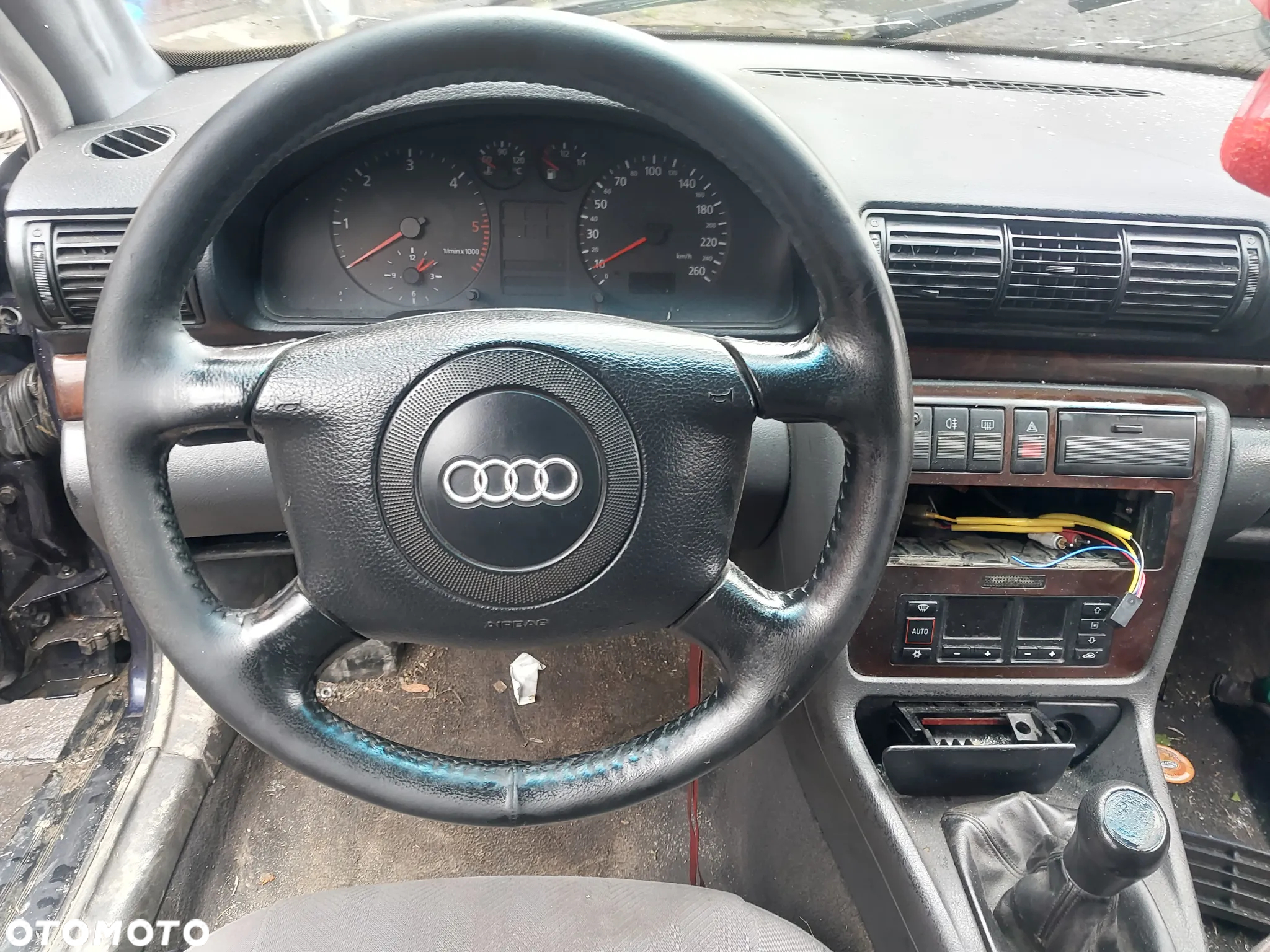 Audi A4 B5 Kombi Avant silnik kompletny 1.9 AHU 90KM skrzynia biegów DVS drzwi lewe przód tył błotnik lewy klapa bagażnika zderzak maska LZ5L hak holowniczy szyba kierownica skórzana tunel środkowy panel maglownica turbina mcperson belka tył tylna dekory drewniane stacyjka schowek zacisk hamulcowy sprzęgło dwumasa CAŁY NA CZĘŚCI WSZYSTKIE CZĘŚCI - 17