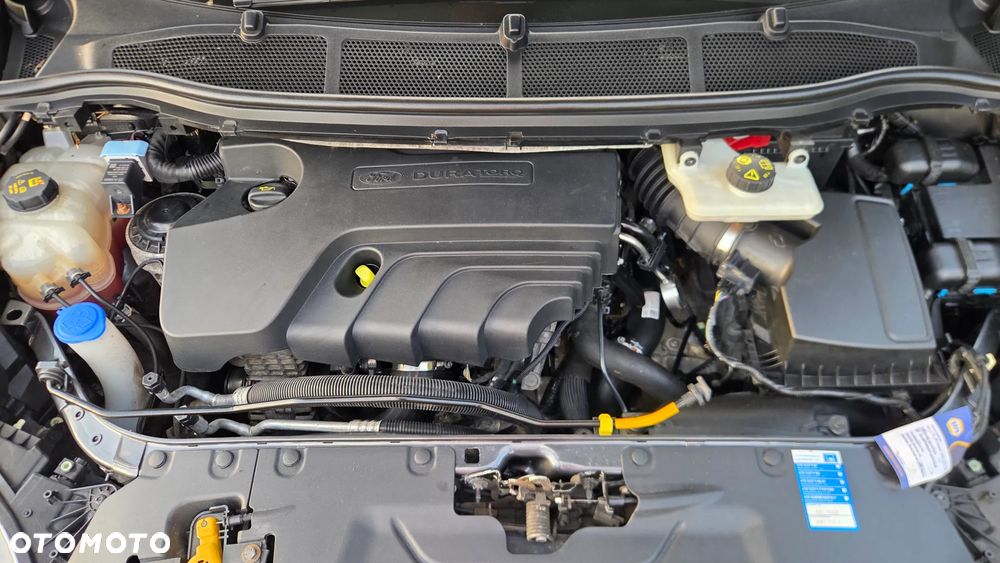 Ford S-Max - 18