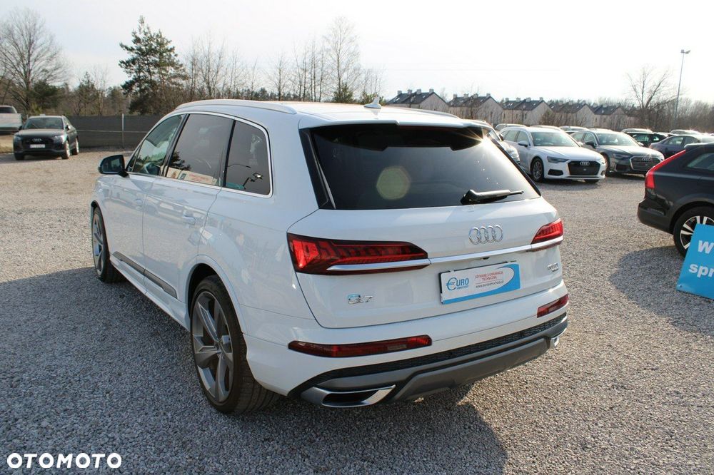 Audi Q7 - 9
