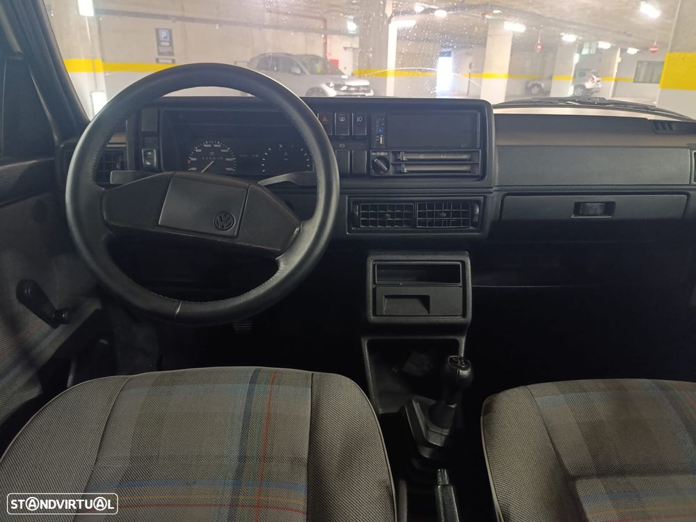 VW Golf 1.3 GL - 11