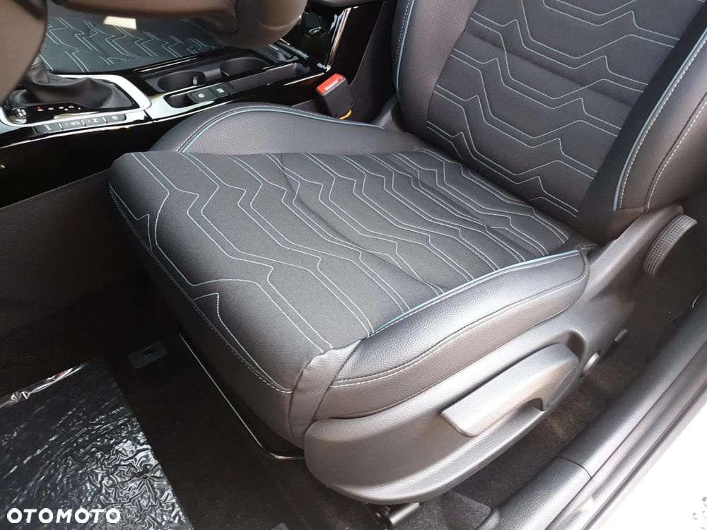 Kia XCeed 1.6 T-GDI Tribute DCT - 12