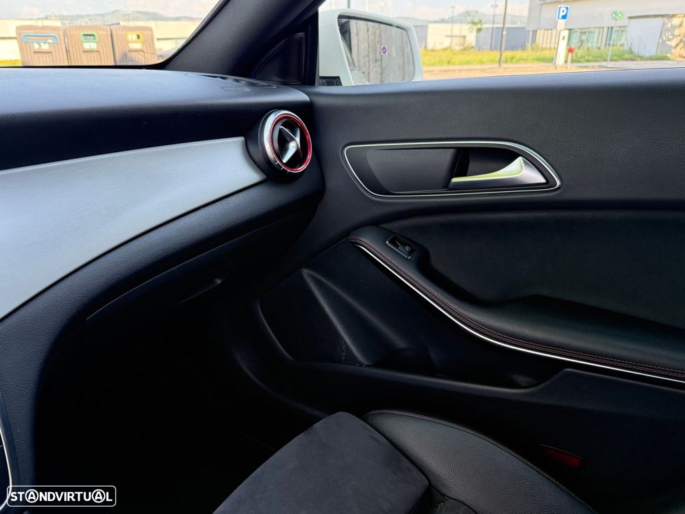 Mercedes-Benz CLA 200 (CDI) d 4Matic 7G-DCT AMG Line - 20