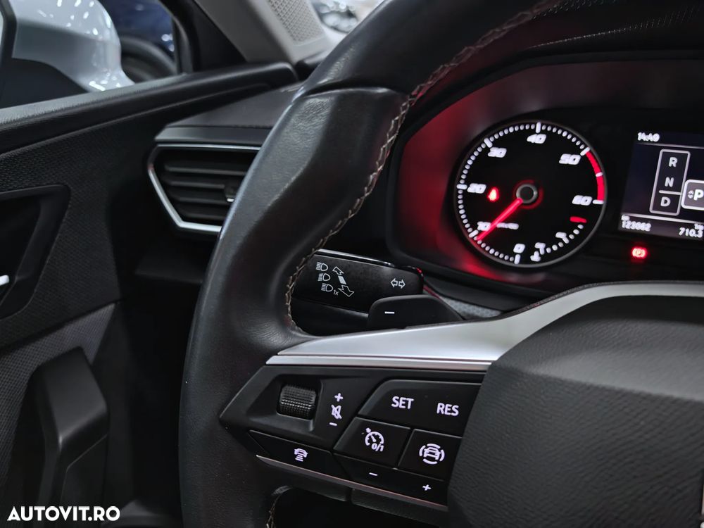 Seat Leon 2.0 TDI DSG Style - 23