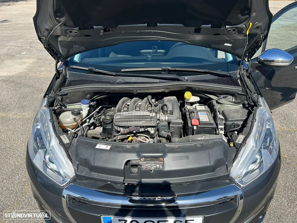 Peugeot 208 1.2 PureTech Style - 8