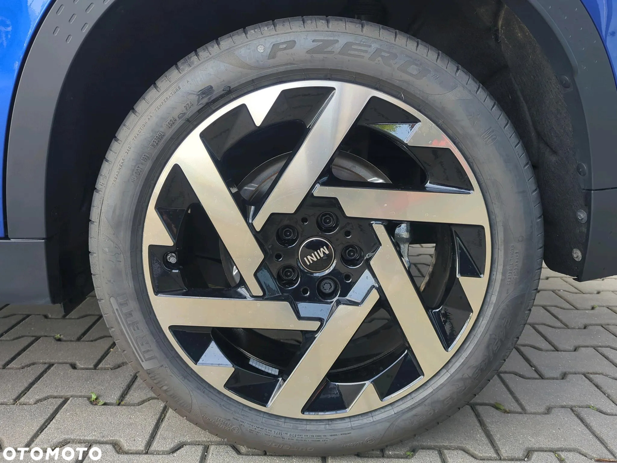 MINI Countryman C mHEV Linia Favoured - 10