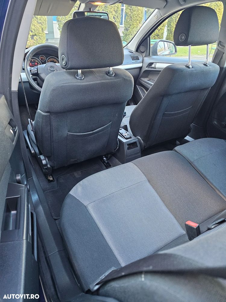 Opel Astra 1.7 CDTI - 12